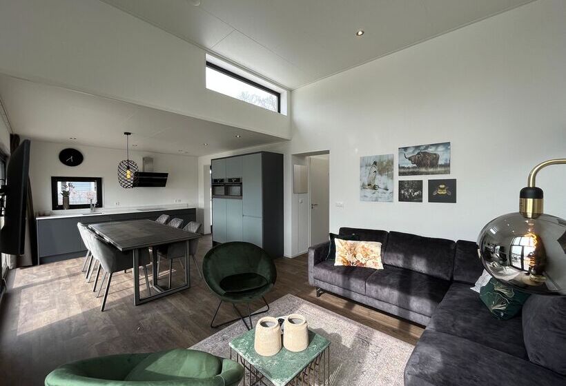 プールビュージュニアスイート, Lux Belle Mare Resort & Villas