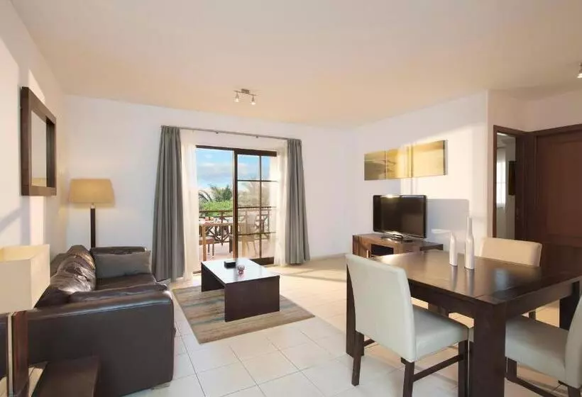 سوییت خانوادگی, Melia Tortuga Beach   All Inclusive