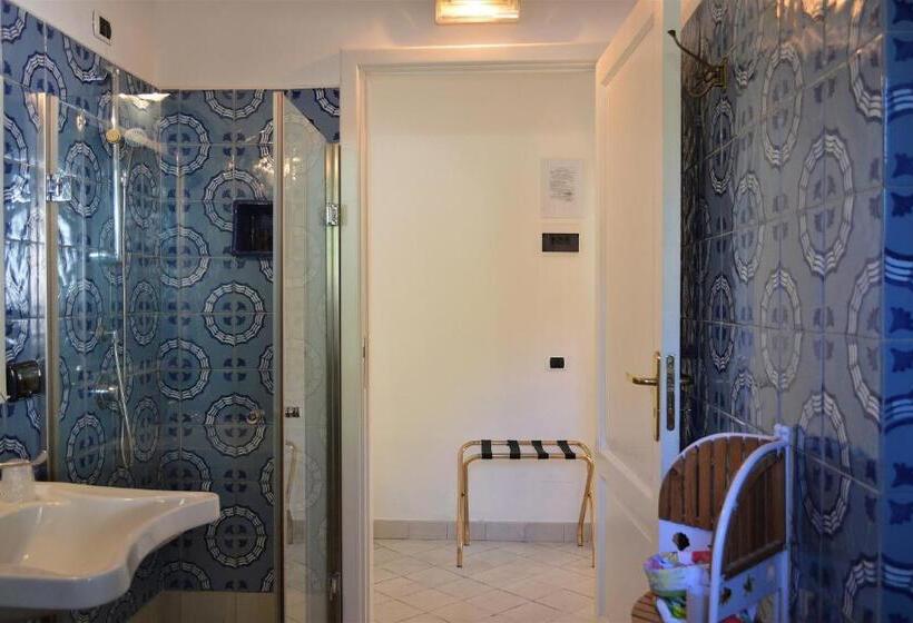 スタンダードルーム, Oasi