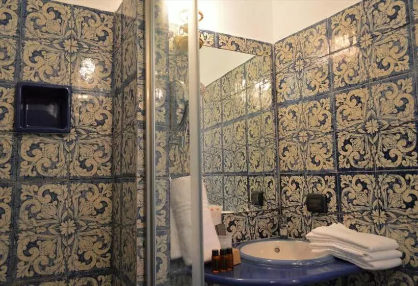 اتاق سوپریور چهار تخته, Oasi
