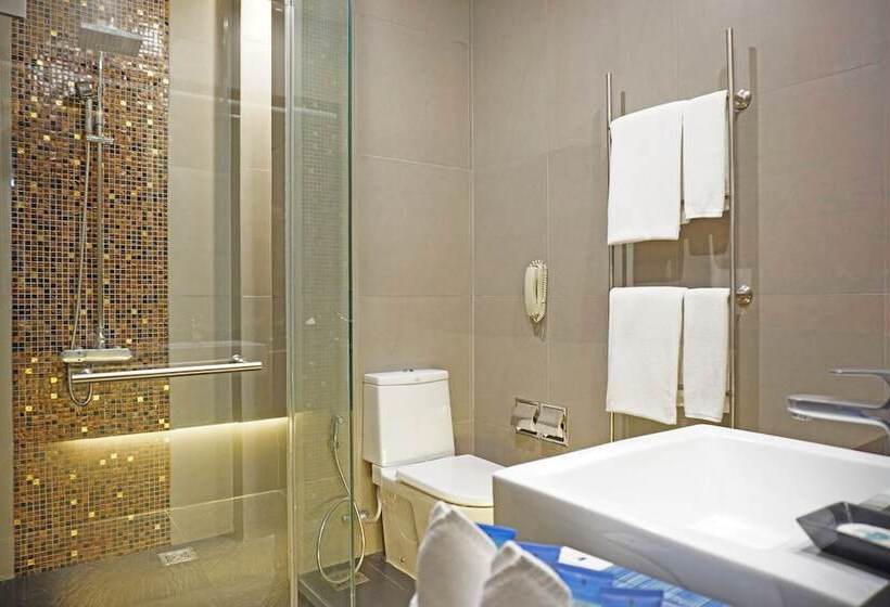 اتاق لوکس با چشمانداز شهر, Park Plaza Bangkok Soi 18