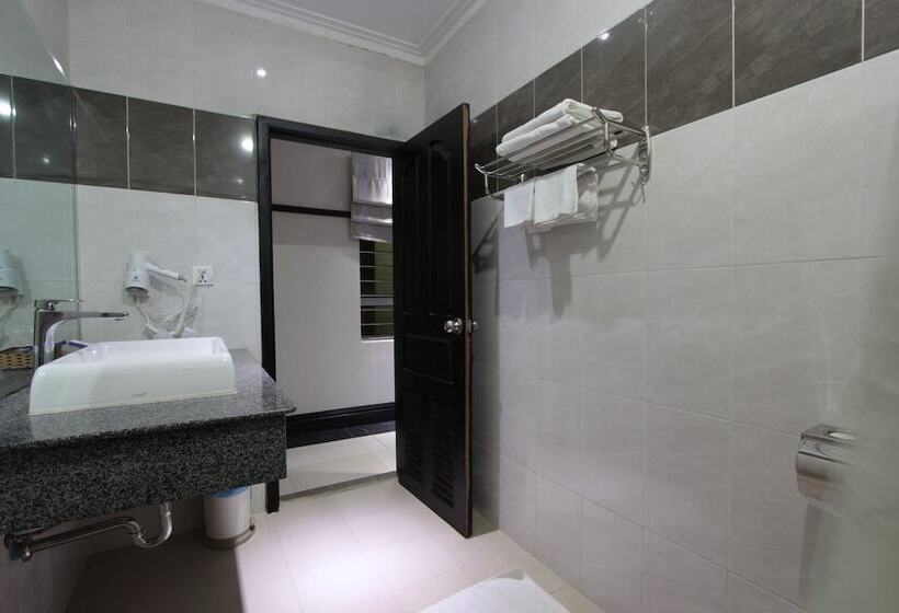 חדר דלוקס, Salita