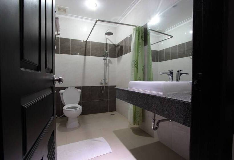 חדר סופריור, Salita