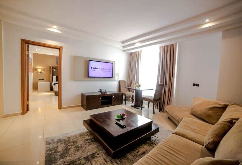 سوییت اجرایی, Victoria Crown Plaza