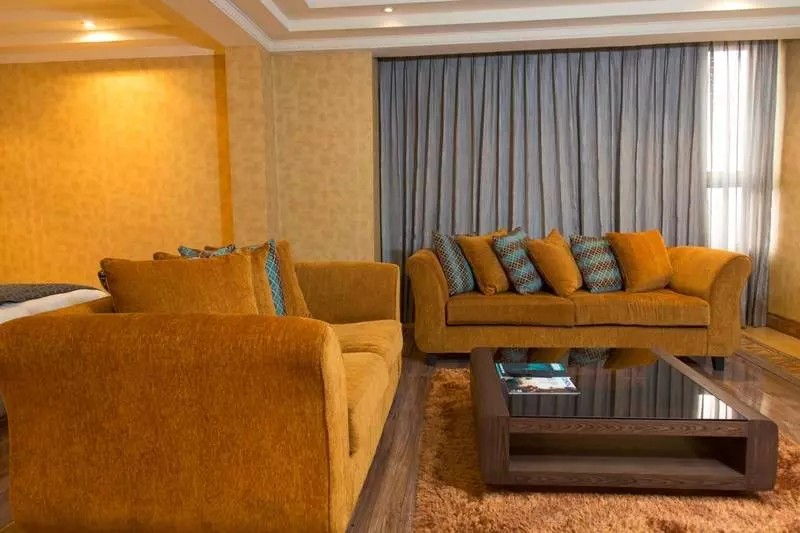 اتاق کلاسیک, Victoria Crown Plaza