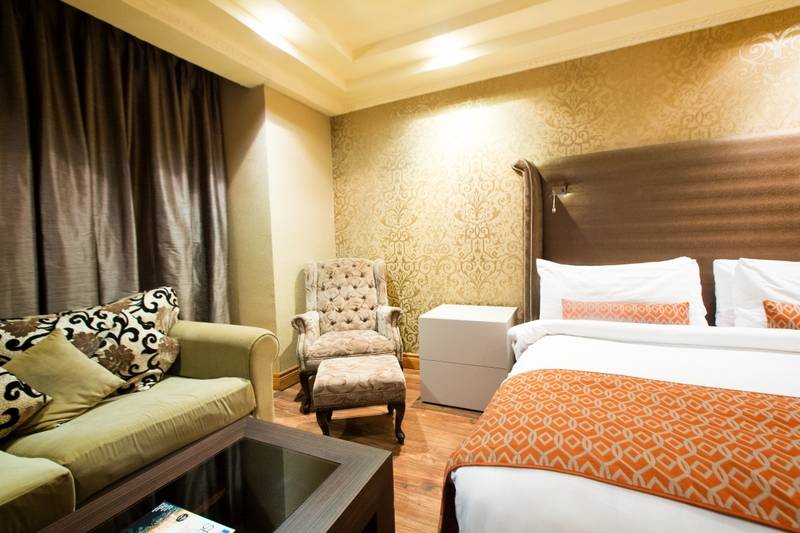 اتاق کلاسیک, Victoria Crown Plaza