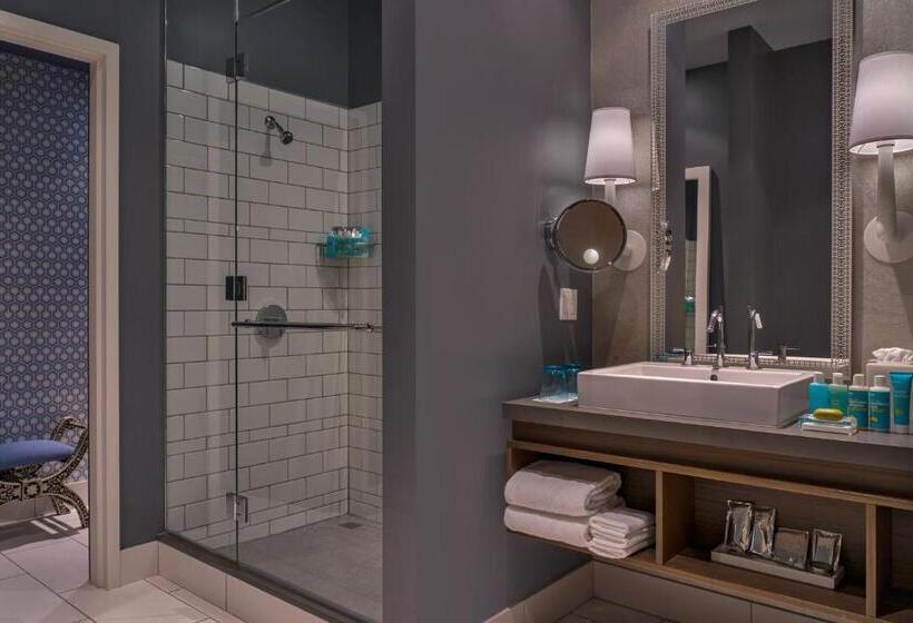 Suite Llit King, W Austin