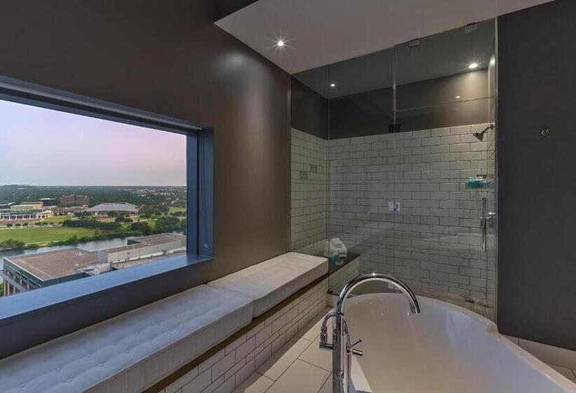 Suite Presidencial, W Austin