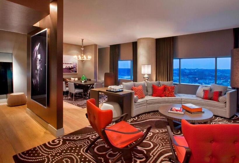 프레지덴셜 스위트, W Austin