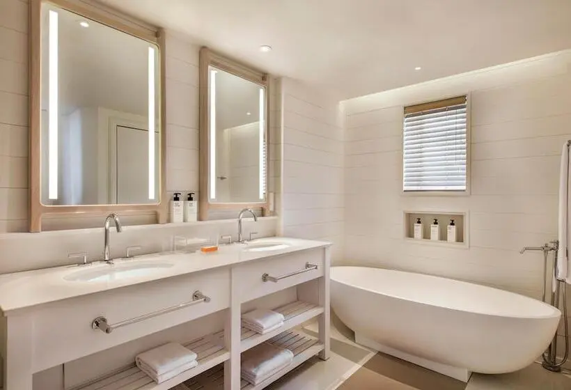 Juniorsviitti Allasnäkymä, Lux Belle Mare Resort & Villas