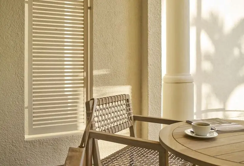 Perhesviitti, Lux Belle Mare Resort & Villas