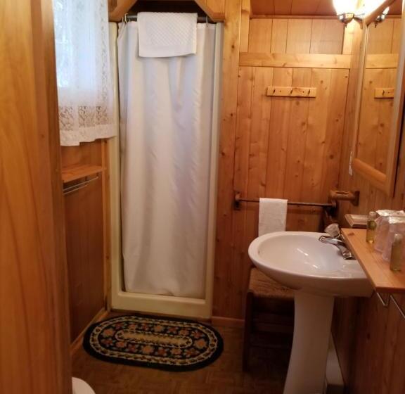 Номер Стандарт, Kan à Mouche Pourvoirie Auberge Et Chalets