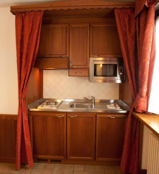 2 Bedroom Suite with Balcony, Residence Le Grand Chalet