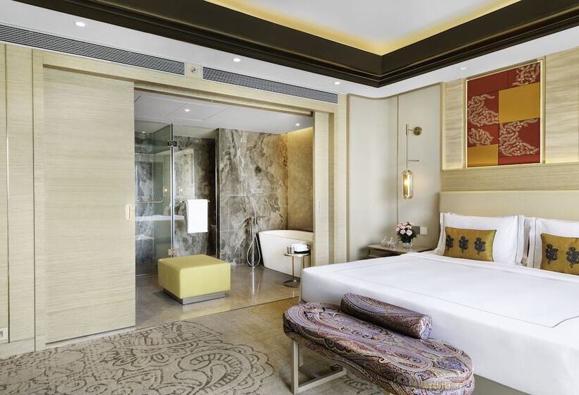 Президентский Люкс, Taj Lakefront Bhopal