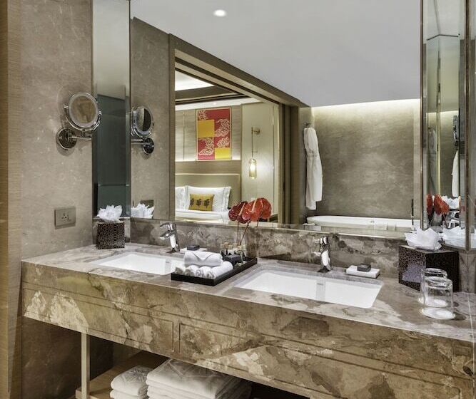 豪华套房, Taj Lakefront Bhopal