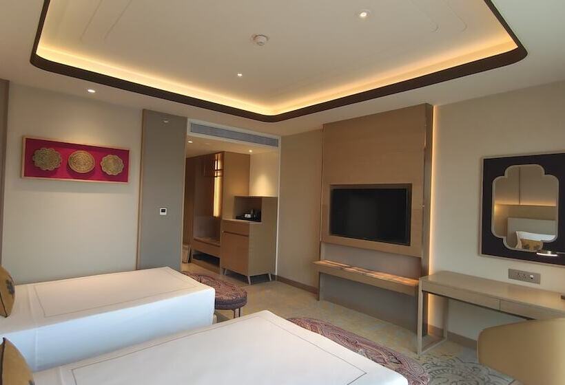 Номер Deluxe, Taj Lakefront Bhopal