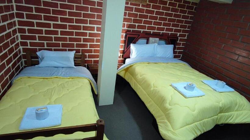 اتاق خانوادگی, Mirador Backpackers B&b