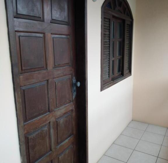 스탠다드 스튜디오, Pousada Sol De Verão