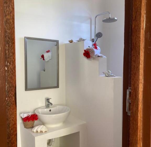اتاق استاندارد, Habibi B&b