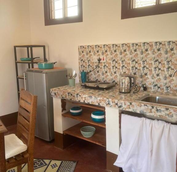 דירת חדר סופריור, Habibi B&b