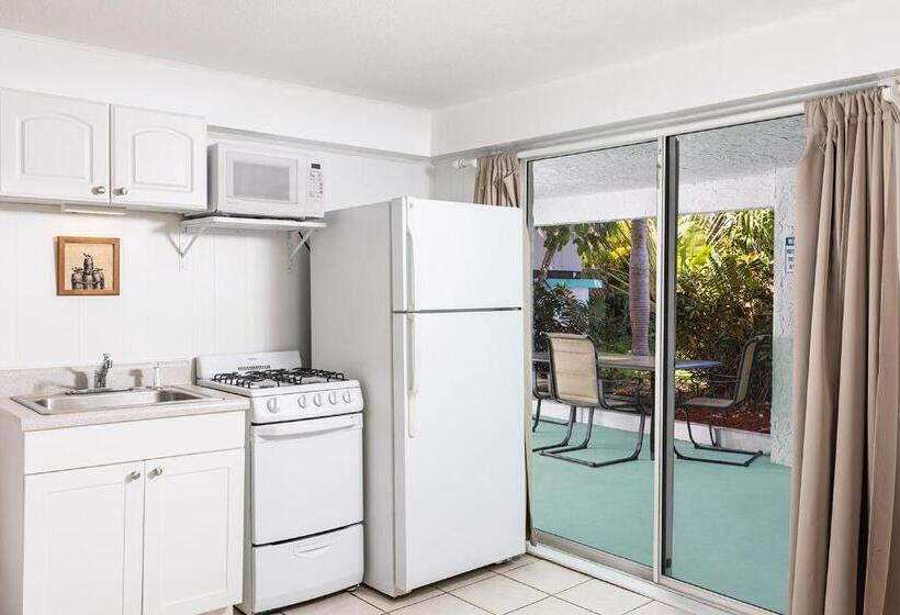 غرفة ديلوكس سرير كينج, Gulf View Waterfront Resort