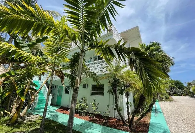 キングサイズベッドのスイートルーム, Gulf View Waterfront Resort