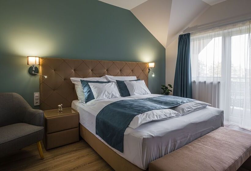 חדר סטנדרט, Kistucsok Food & Room