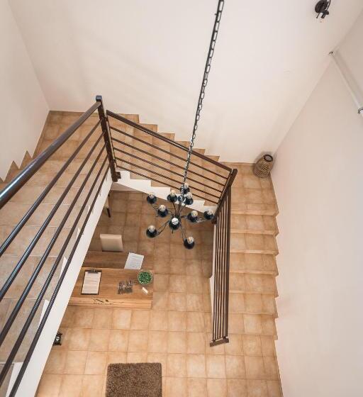 スタンダードルーム, Magtár Villa