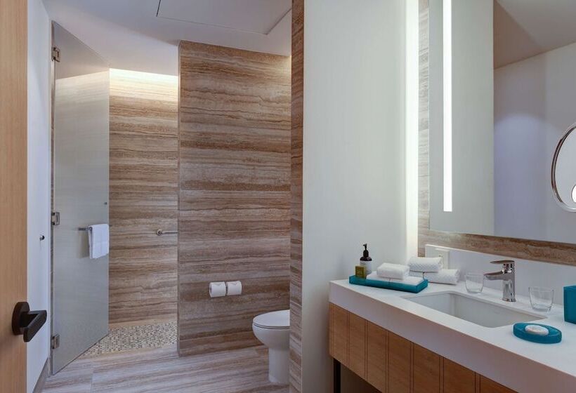 带大床的套房, Hilton Tulum Riviera Maya Allinclusive Resort