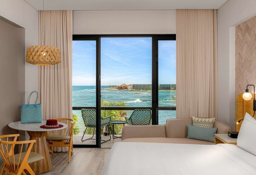 سوئیت با تخت بزرگ, Hilton Tulum Riviera Maya Allinclusive Resort