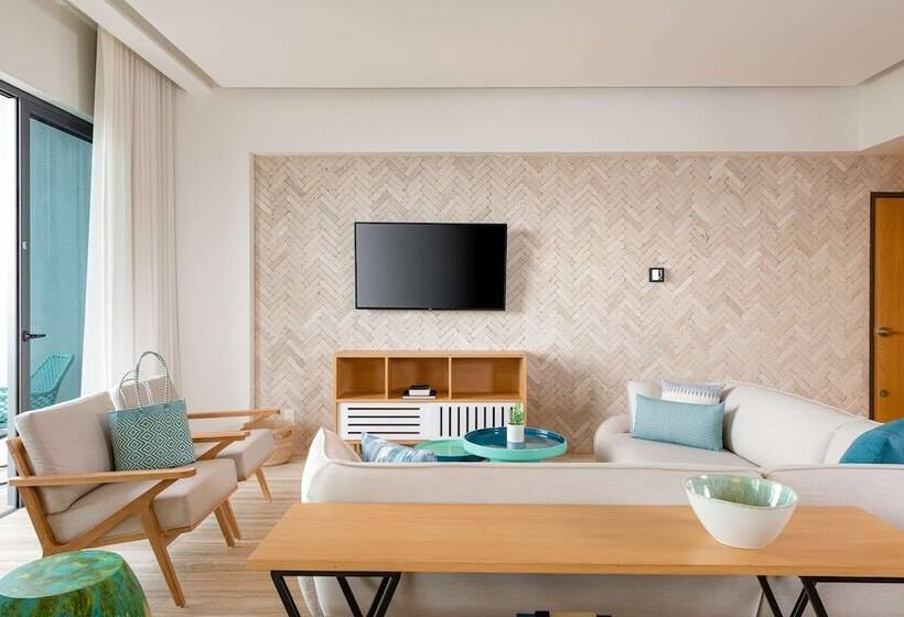 سوئیت با تخت بزرگ, Hilton Tulum Riviera Maya Allinclusive Resort