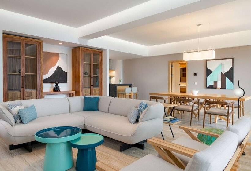 带大床的套房, Hilton Tulum Riviera Maya Allinclusive Resort