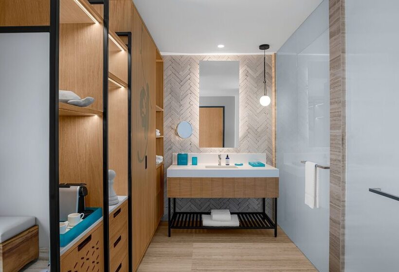 适合残疾人士使用的带超级大床的标准间, Hilton Tulum Riviera Maya Allinclusive Resort
