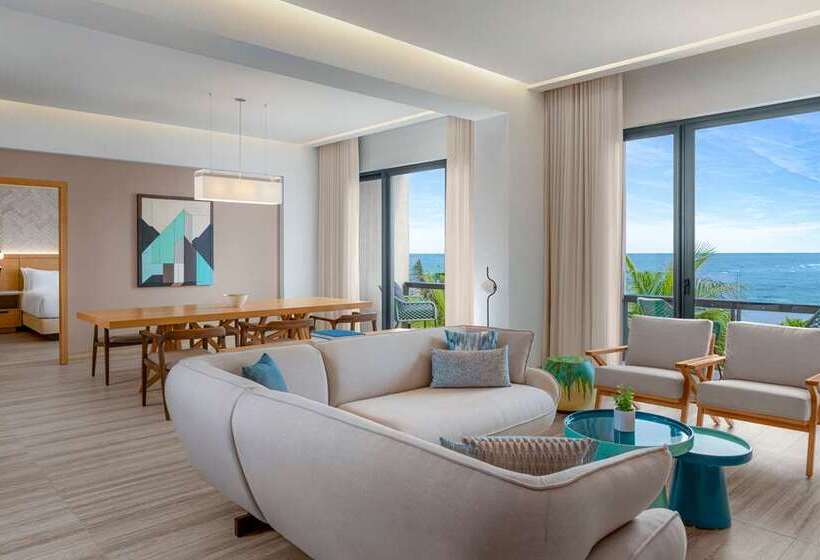 سوئیت با تخت بزرگ, Hilton Tulum Riviera Maya Allinclusive Resort