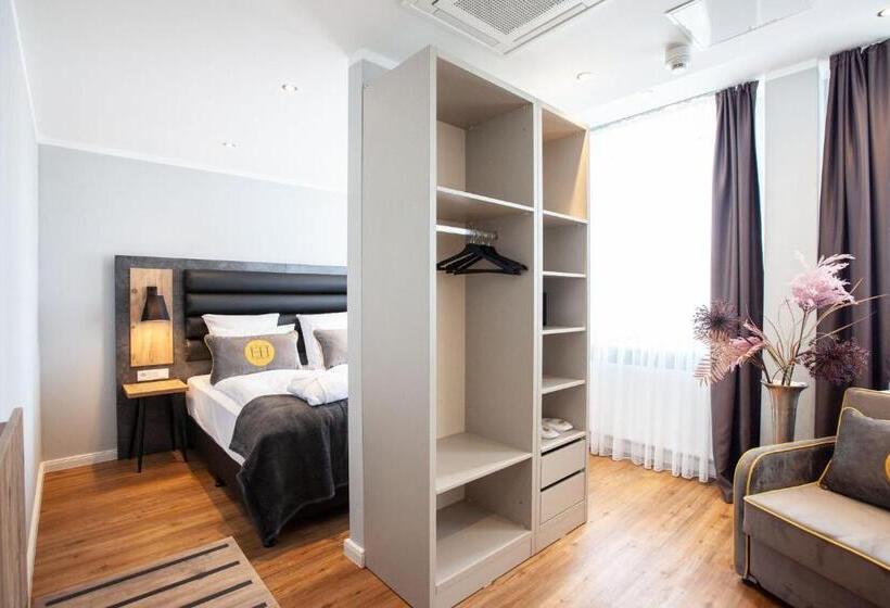 اتاق استاندارد, Elens