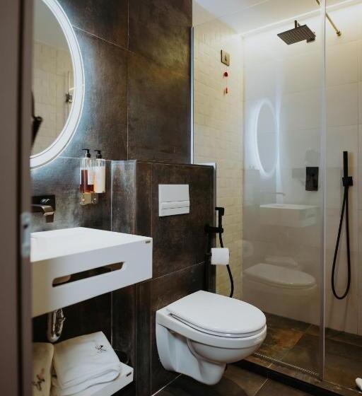 디럭스 룸, Epic Centrum