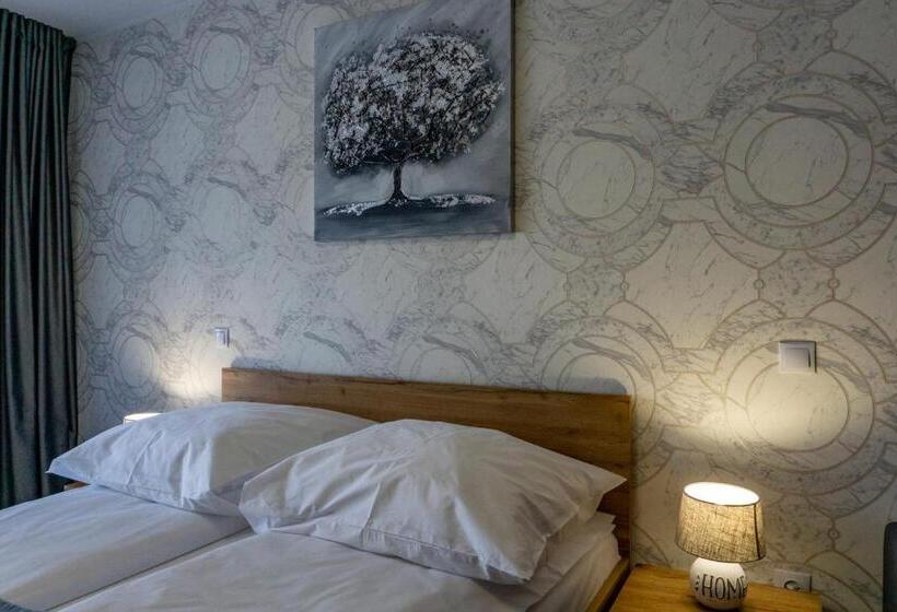 스탠다드 트리플 룸, Epic Centrum