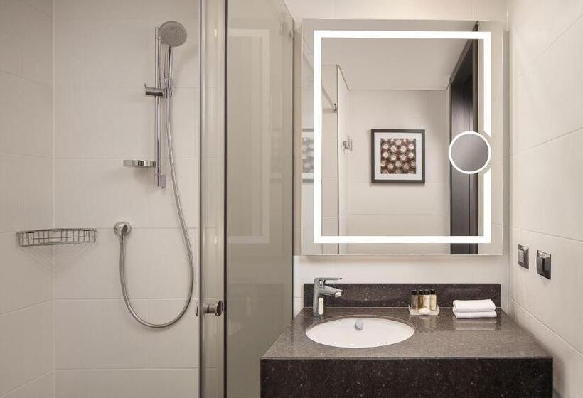 キングサイズベッドのデラックスルーム, Four Points By Sheraton Istanbul Kagithane