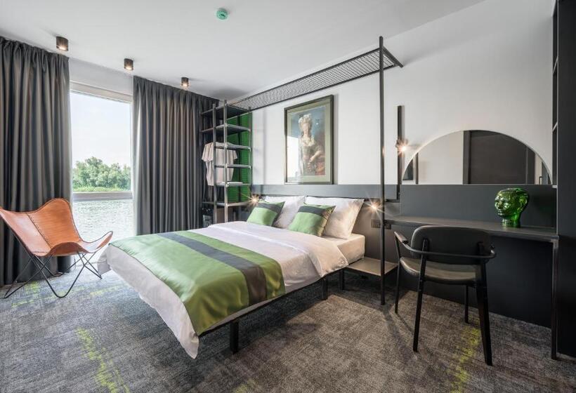 اتاق استاندارد با چشم‌انداز رودخانه, Joy 5 Hotel & Spa