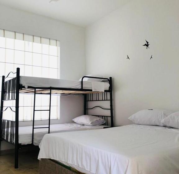 家庭间, La Chelita