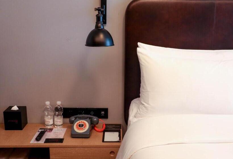 Quarto Standard Vista Cidade, Moxy Shenzhen North Station