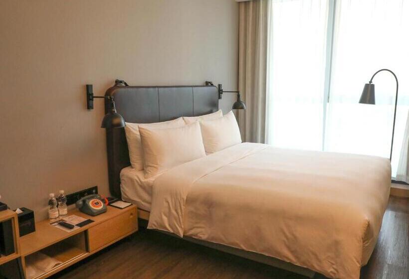 Quarto Standard Vista Cidade, Moxy Shenzhen North Station