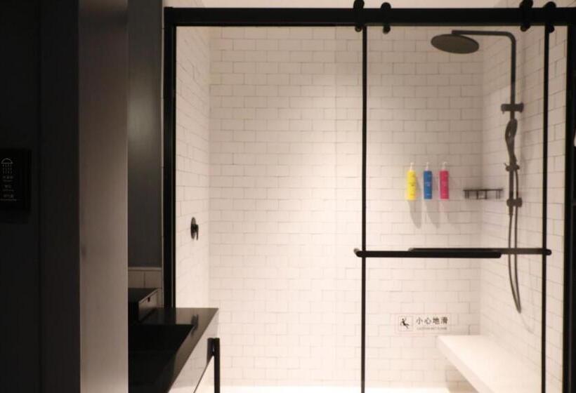 Quarto Standard Cama King, Moxy Shenzhen North Station