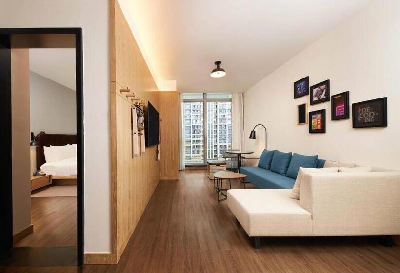 Junior Suite Cama King, Moxy Shenzhen North Station