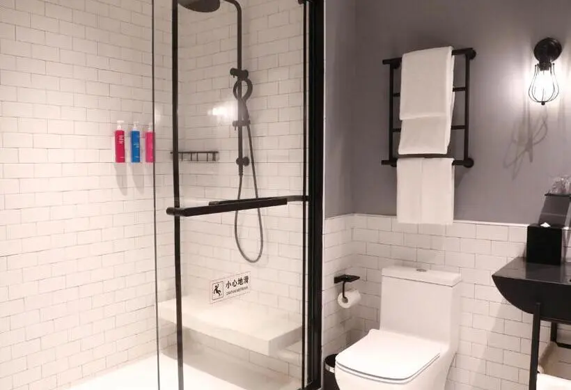 キングサイズベッドのジュニアスイート, Moxy Shenzhen North Station