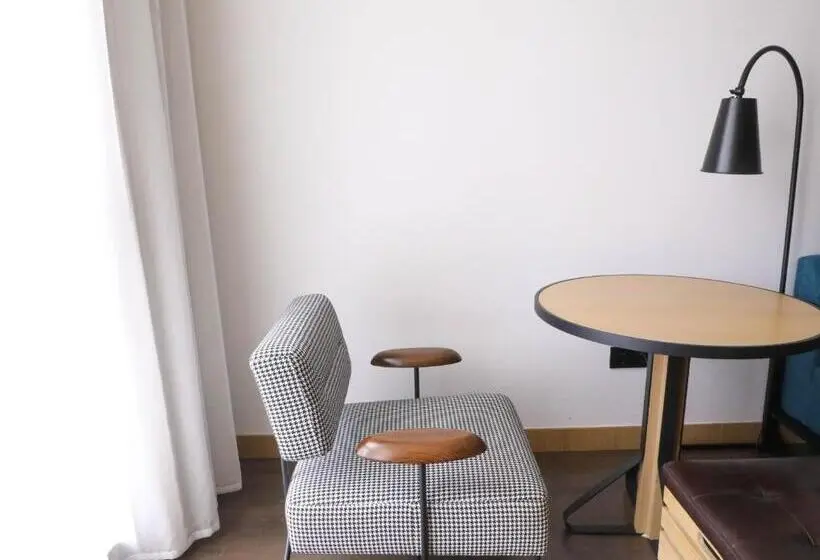 キングサイズベッドのジュニアスイート, Moxy Shenzhen North Station