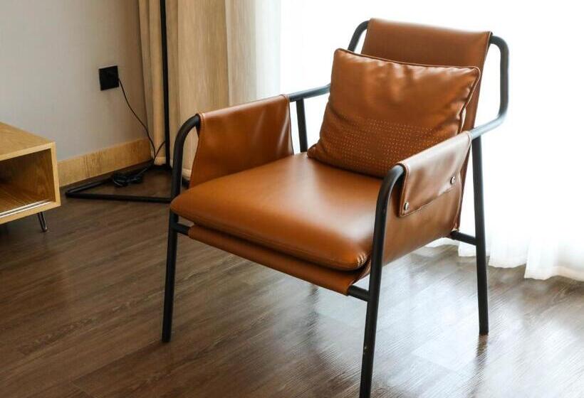 Quarto Standard Vista Cidade, Moxy Shenzhen North Station