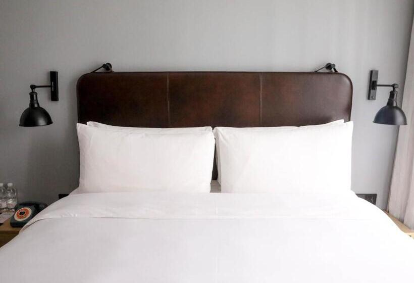 Junior Suite Cama King, Moxy Shenzhen North Station