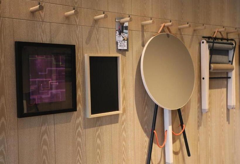 Quarto Standard Cama King, Moxy Shenzhen North Station