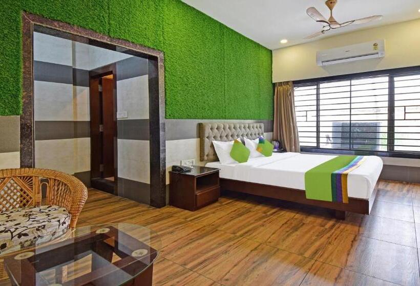 Standard Room, Treebo Sky Point